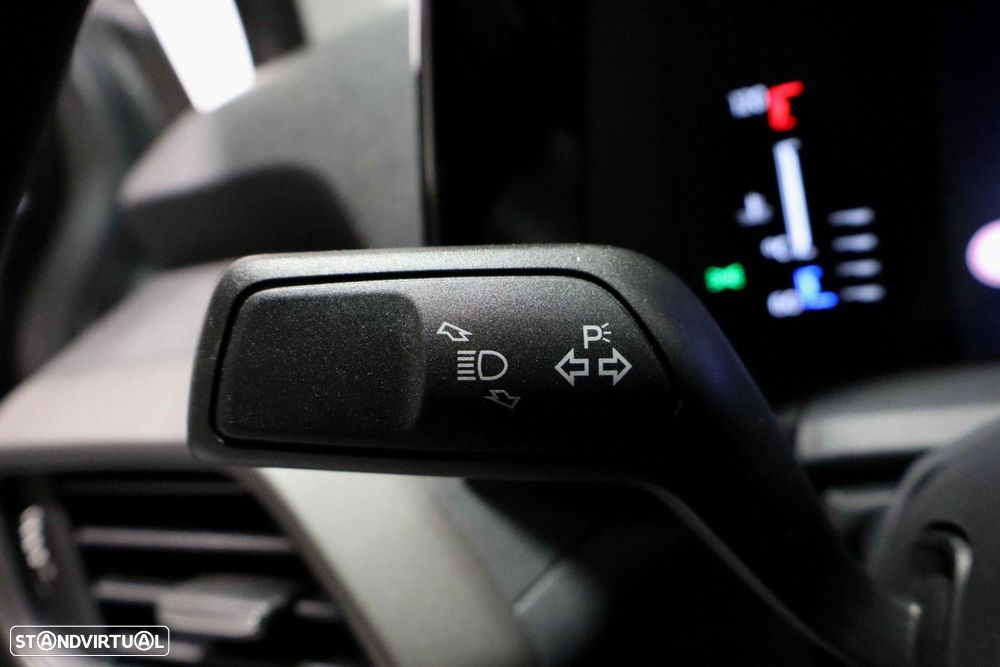 Ford Tourneo Courier 1.0 EcoBoost Titanium - 18