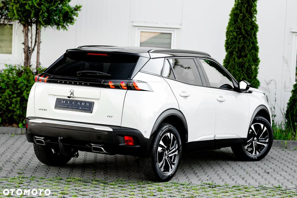Peugeot 2008 1.2 PureTech GT S&S - 10