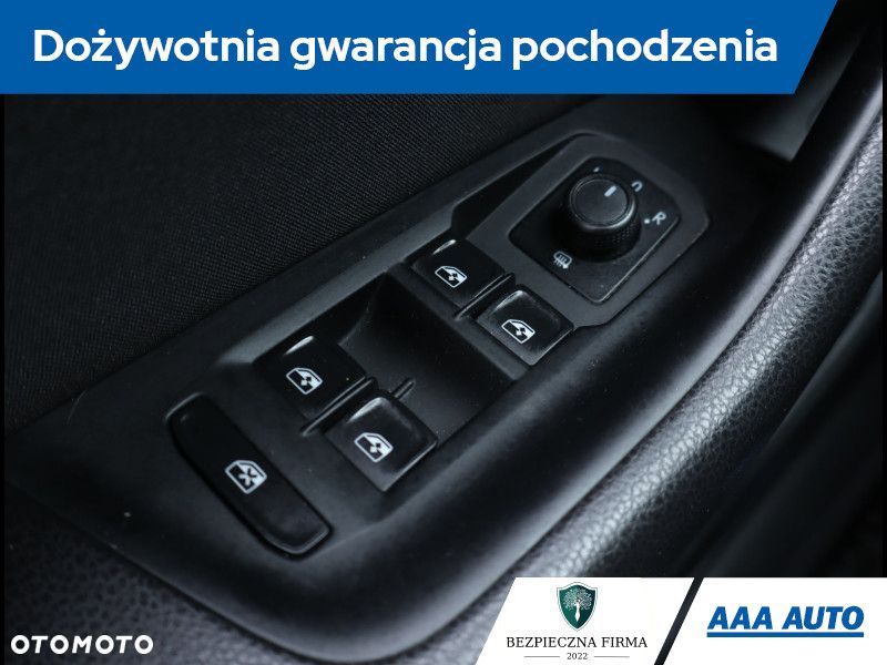 Volkswagen Passat - 20