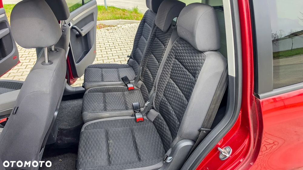 Volkswagen Touran 1.4 TSI DSG Comfortline - 16