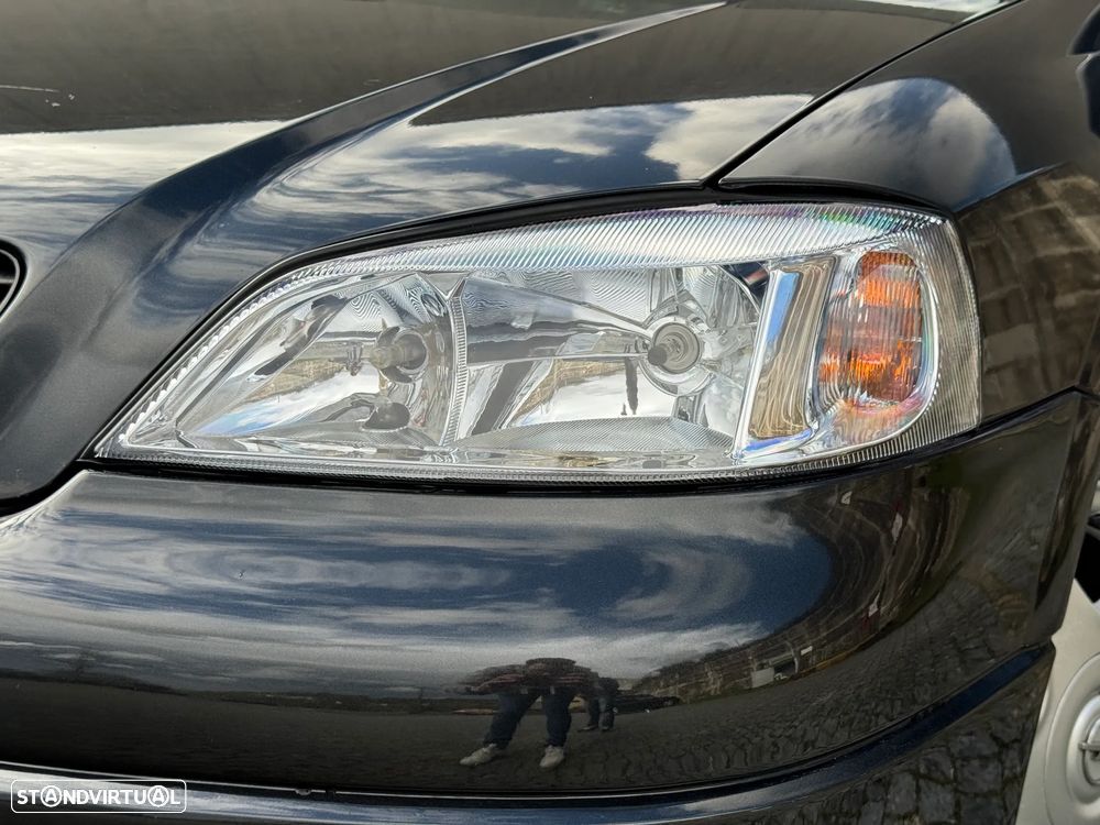 Opel Astra 1.2 Club - 6