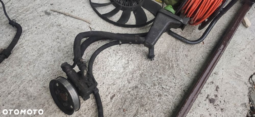 KR POMPA WSPOMAGANIA VW AUDI 1.9 TDI 8D0145177Q - 1