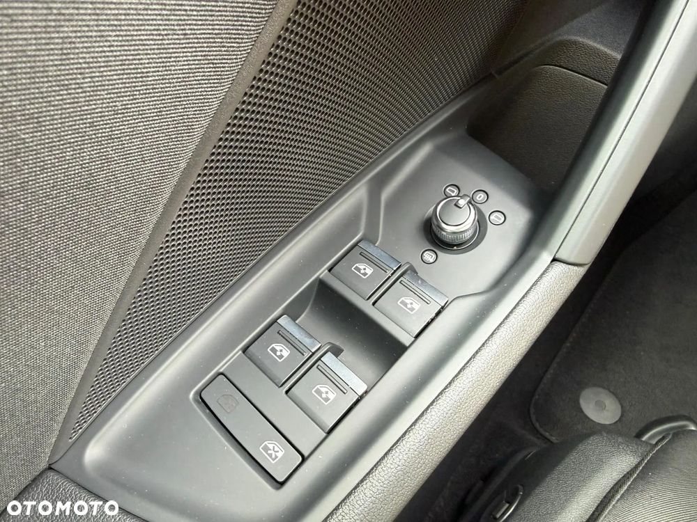 Audi A3 Sportback 35 TFSI mHEV S tronic - 16
