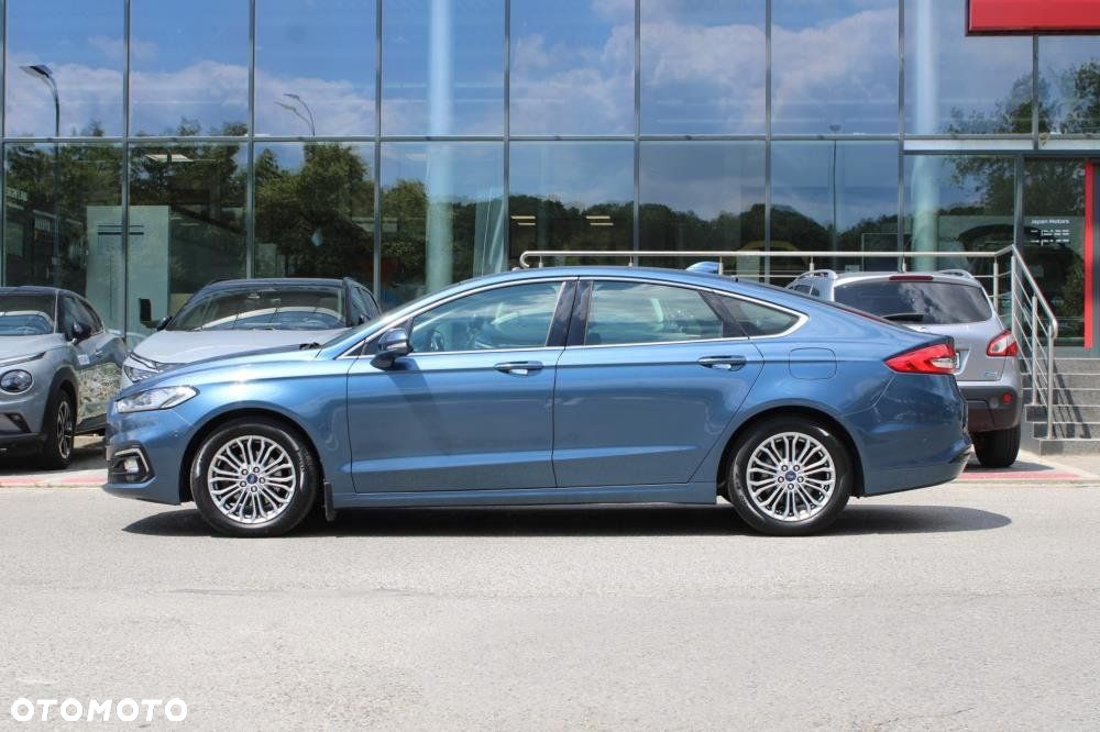 Ford Mondeo - 8