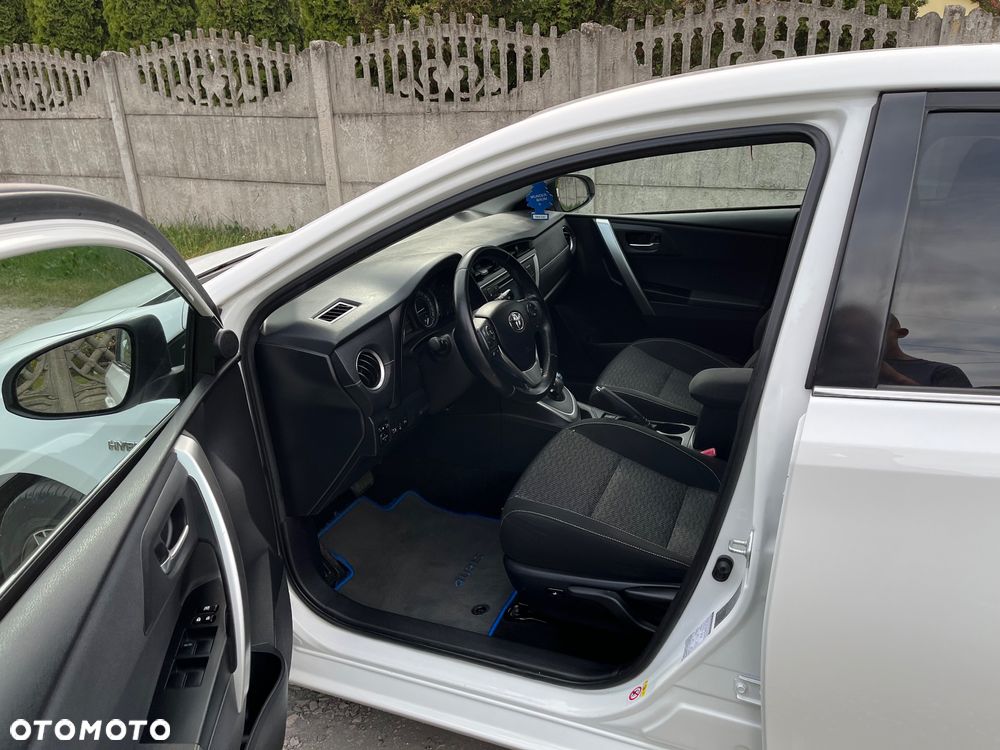 Toyota Auris 1.8 VVT-i Automatik START Edition - 34