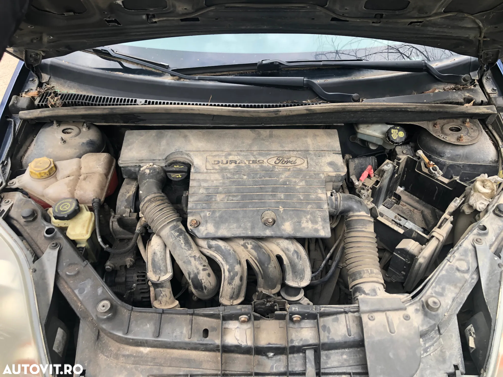Dezmembrez Ford Fiesta MK5 4 usi albastru benzina 2007 - 6