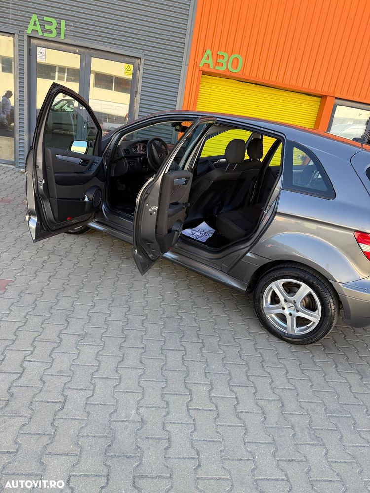 Mercedes-Benz B 200 Autotronic Special Edition - 18