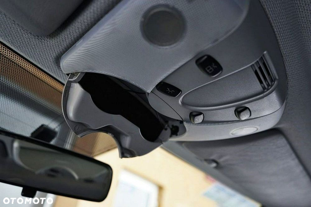 Mercedes-Benz Vito - 27