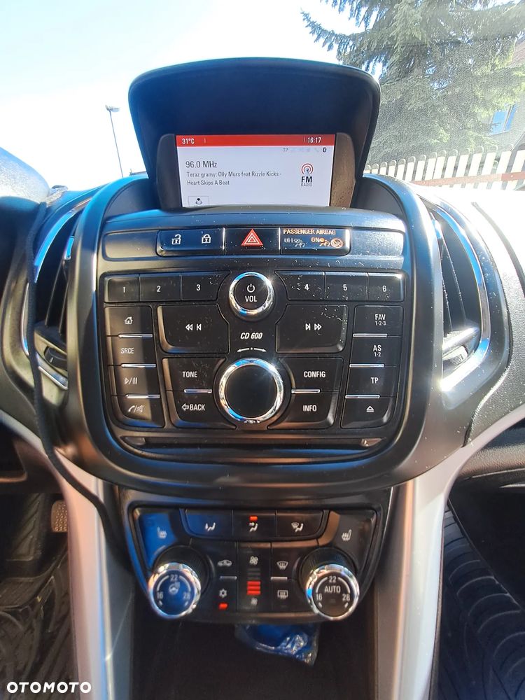 Opel Zafira - 14
