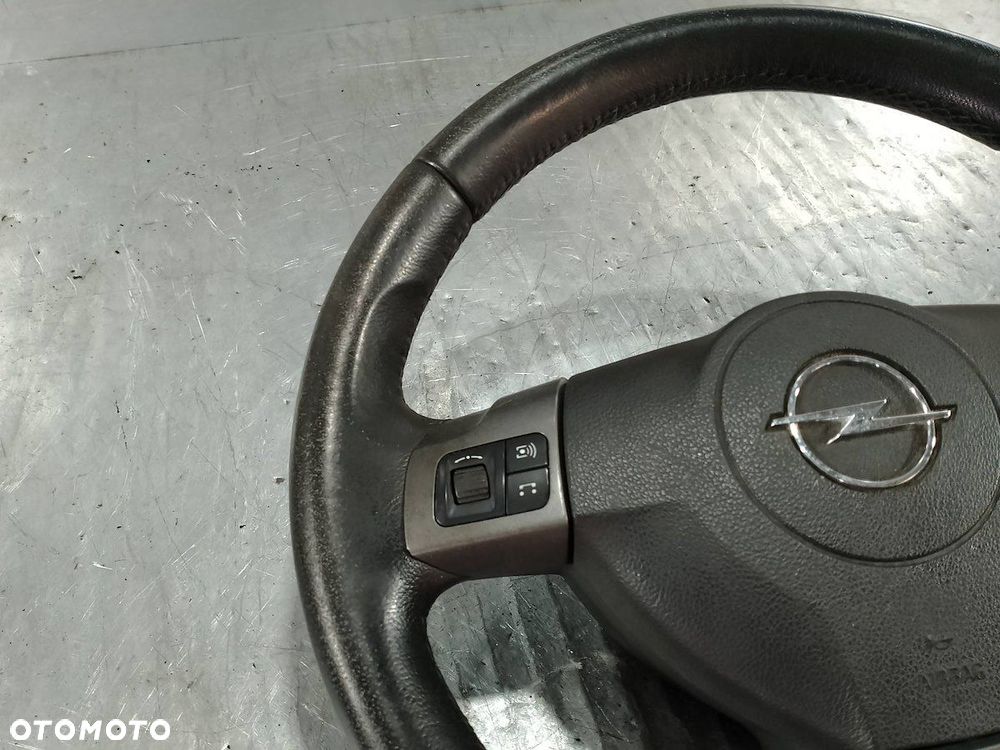KIEROWNICA Z PODUSZKĄ OPEL VECTRA C 13208853  13203886 1.9 CTDI - 2