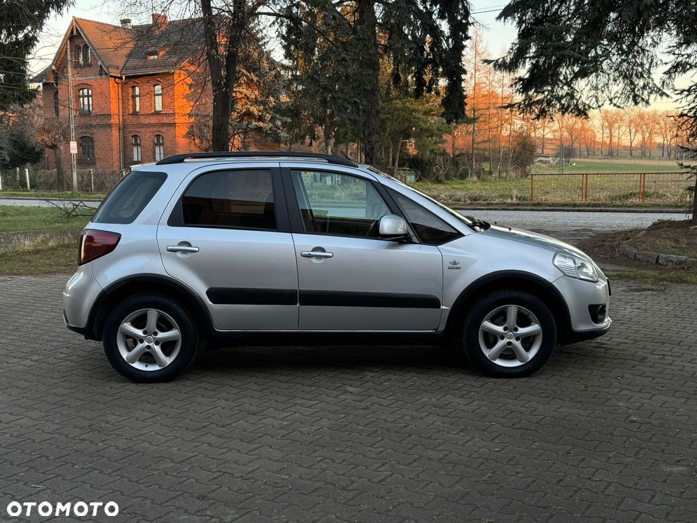 Suzuki SX4 1.9 DDiS 4WD GS / Premium - 5