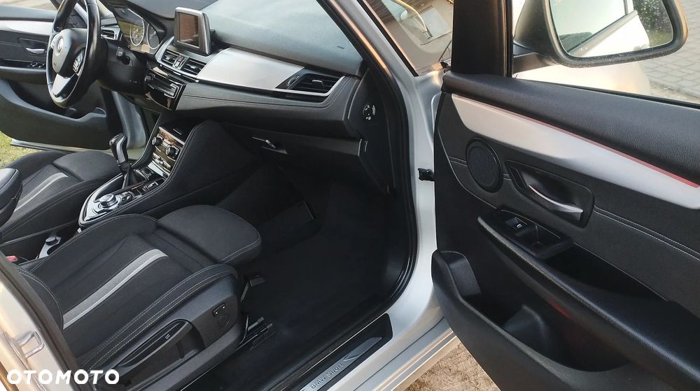BMW Seria 2 218d Active Tourer - 18