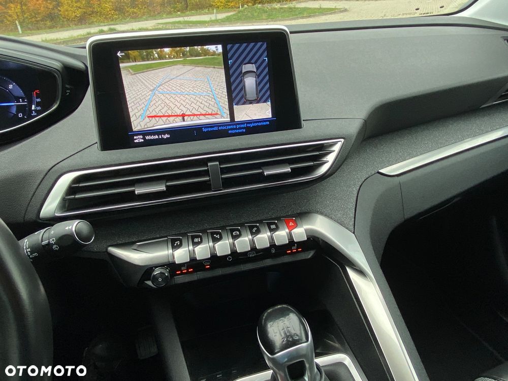 Peugeot 3008 1.5 BlueHDi Allure S&S - 22