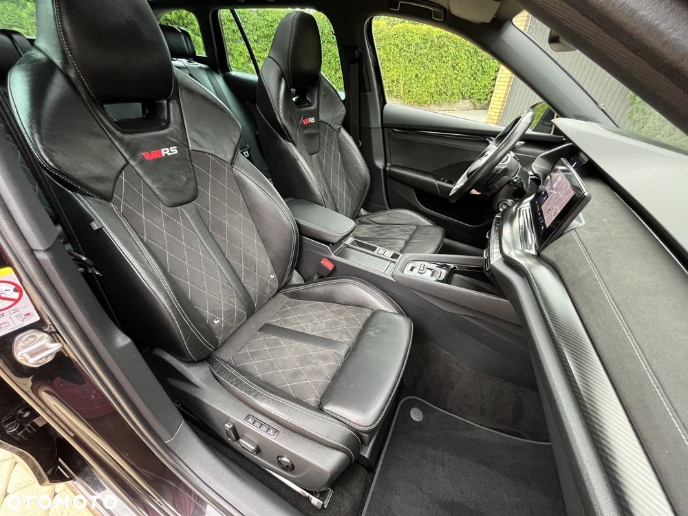 Skoda Octavia 2.0 TDI DSG 4x4 RS Plus - 16