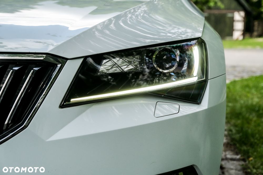Skoda Superb 2.0 TDI 4x4 DSG Style - 2