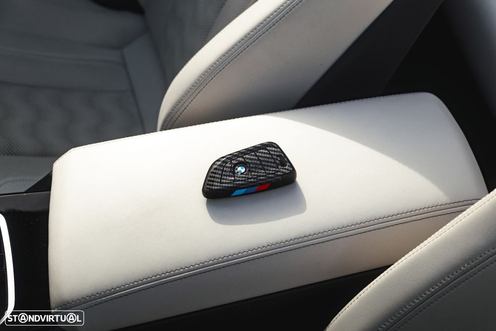 BMW M4 Competition M xDrive - 25