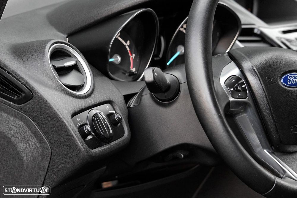 Ford Fiesta 1.0 T EcoBoost Titanium PowerShift - 14