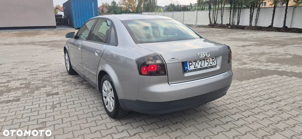 Audi A4 Limousine - 2