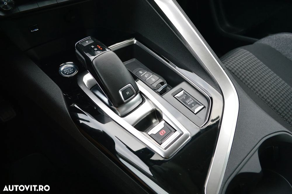 Peugeot 3008 BlueHDi 130 Stop & Start EAT8 Active Pack - 12