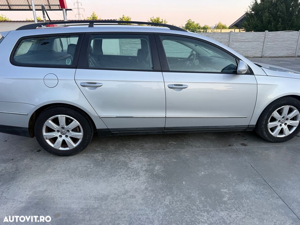 Volkswagen Passat 1.9 TDI DPF Highline - 7