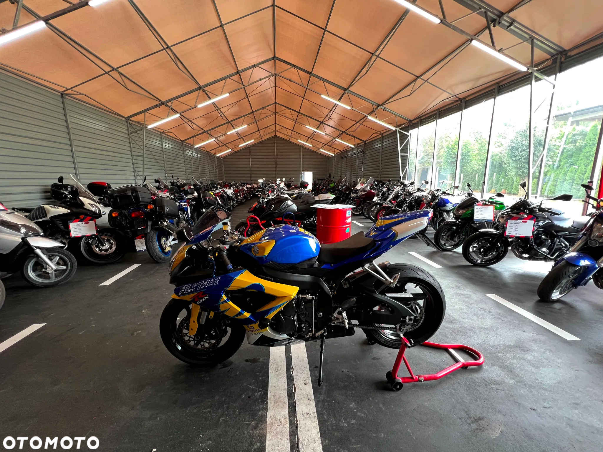 Suzuki GSX-R - 12