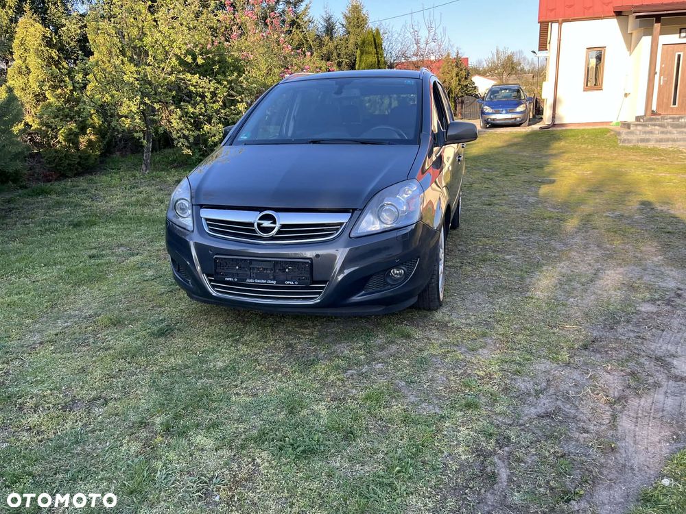 Opel Zafira 1.8 Cosmo - 4