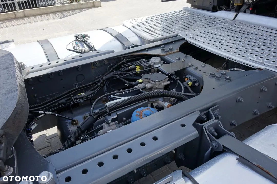 DAF XF 480 FT / SUPER SPACE CAB / STANDARD/ EURO 6/ AUTOMAT / LODÓWKA / 2 ZBIORNIKI / SALON POLSKA / 1 WŁAŚCICIEL / PO KONTRAKCIE - 23