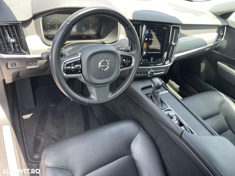 Volvo S90 - 10