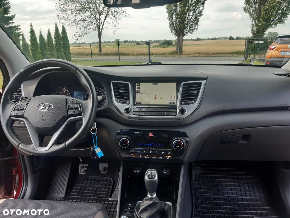 Hyundai Tucson blue 1.6 GDi 2WD Navi - 18