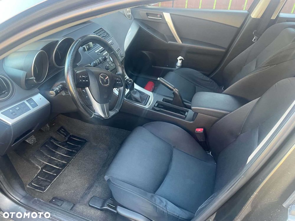Mazda 3 - 7
