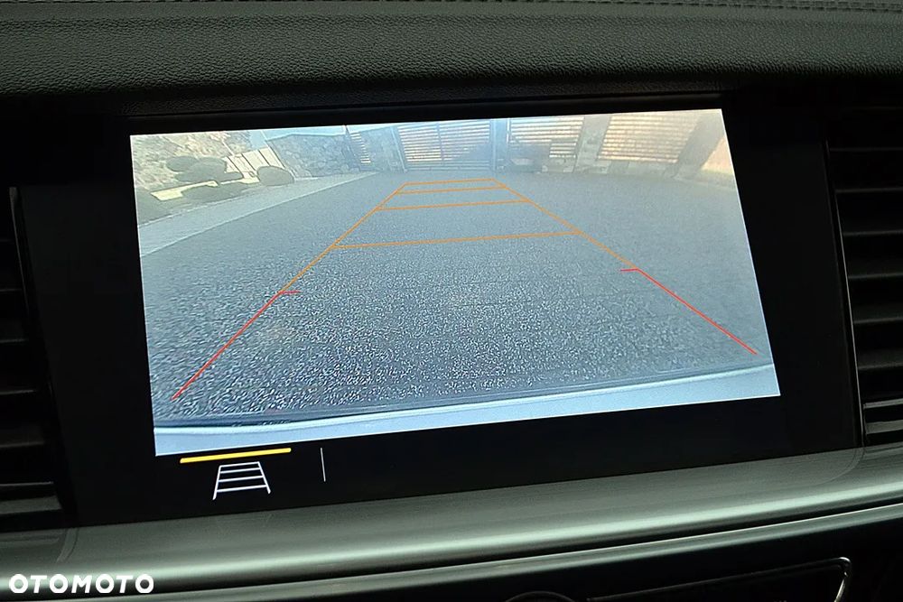 Opel Insignia 2.0 T 4x4 GSi S&S - 32