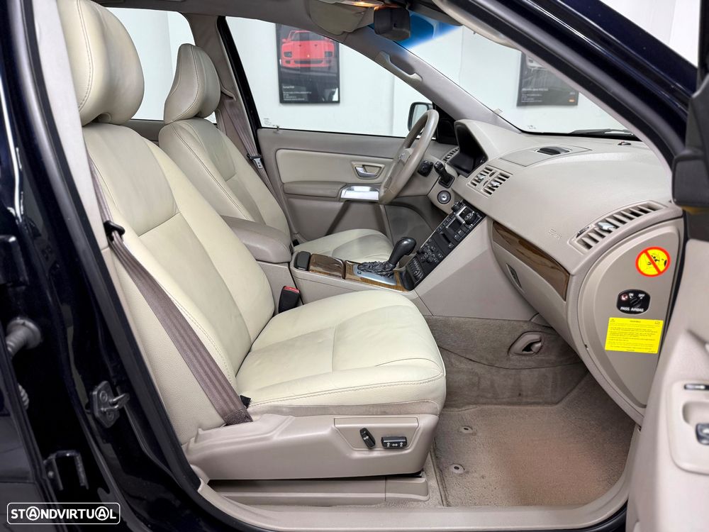 Volvo XC 90 2.4 D5 7L Nivel 3 Auto. - 21