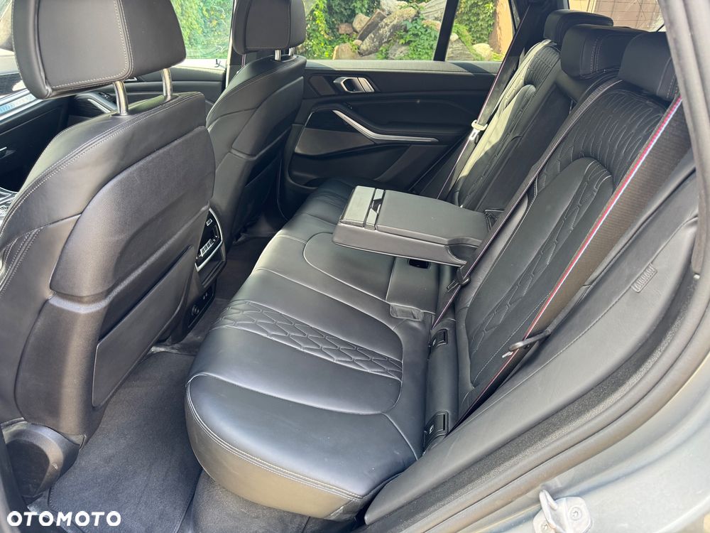 BMW X5 xDrive40i mHEV Individual Edition sport - 24