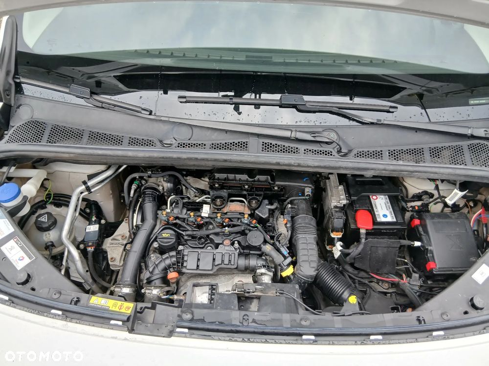 Peugeot PARTNER - 28