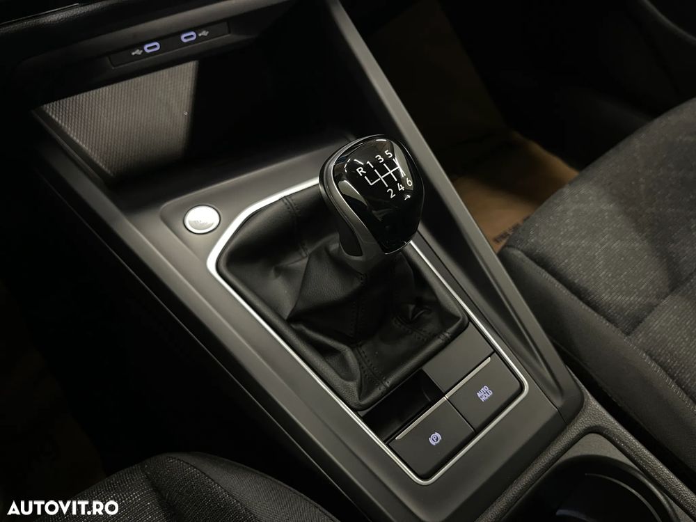 VOLKSWAGEN Golf 2021 — imagine 50