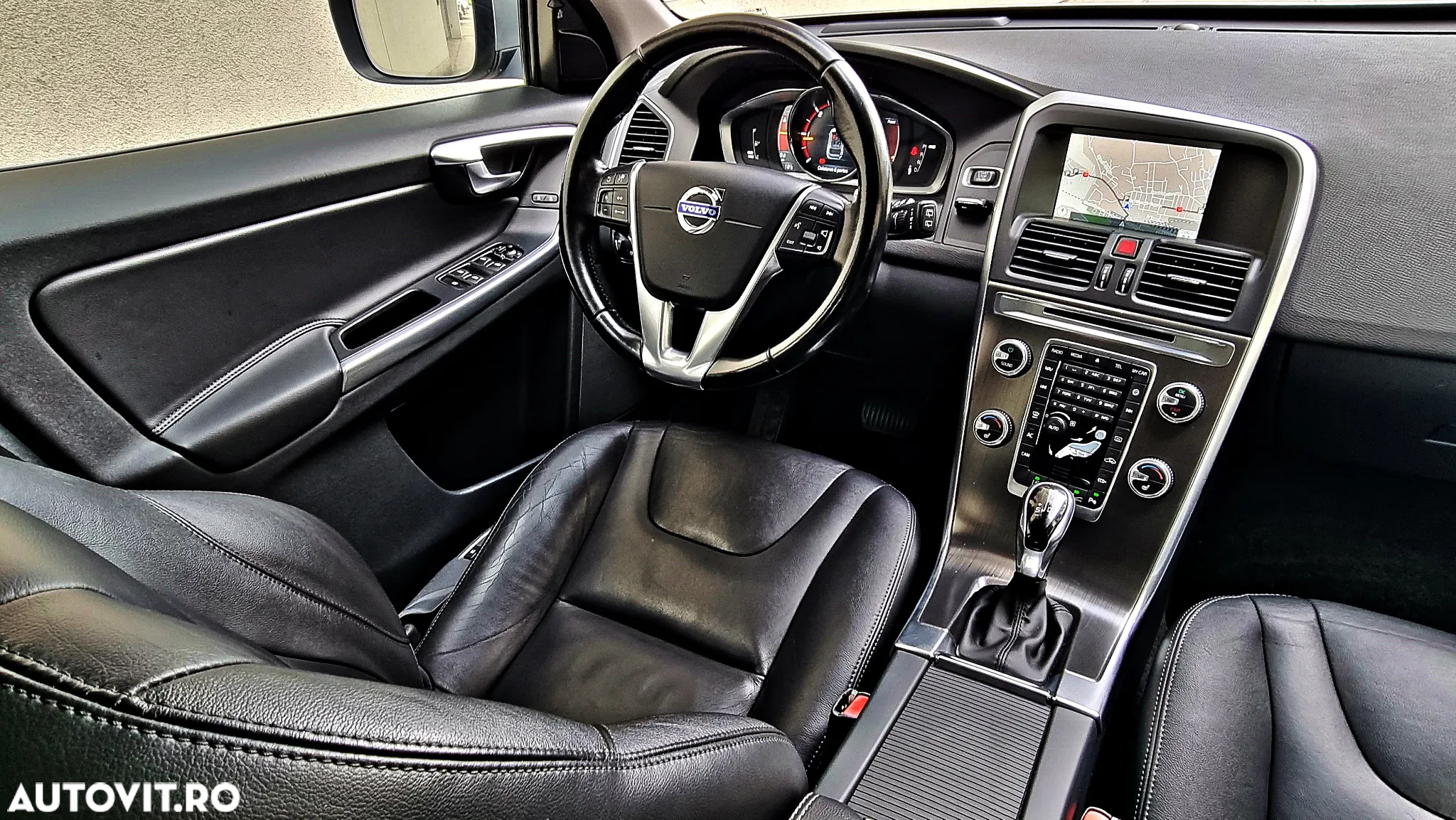 Volvo XC 60 - 2