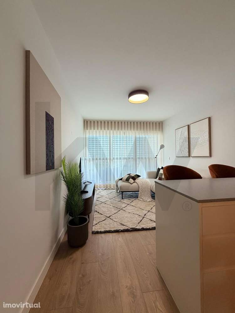 T1 MOBILADO A ESTREAR PARA ARRENDAR EM PORTO SALVO - Grande imagem: 3/15