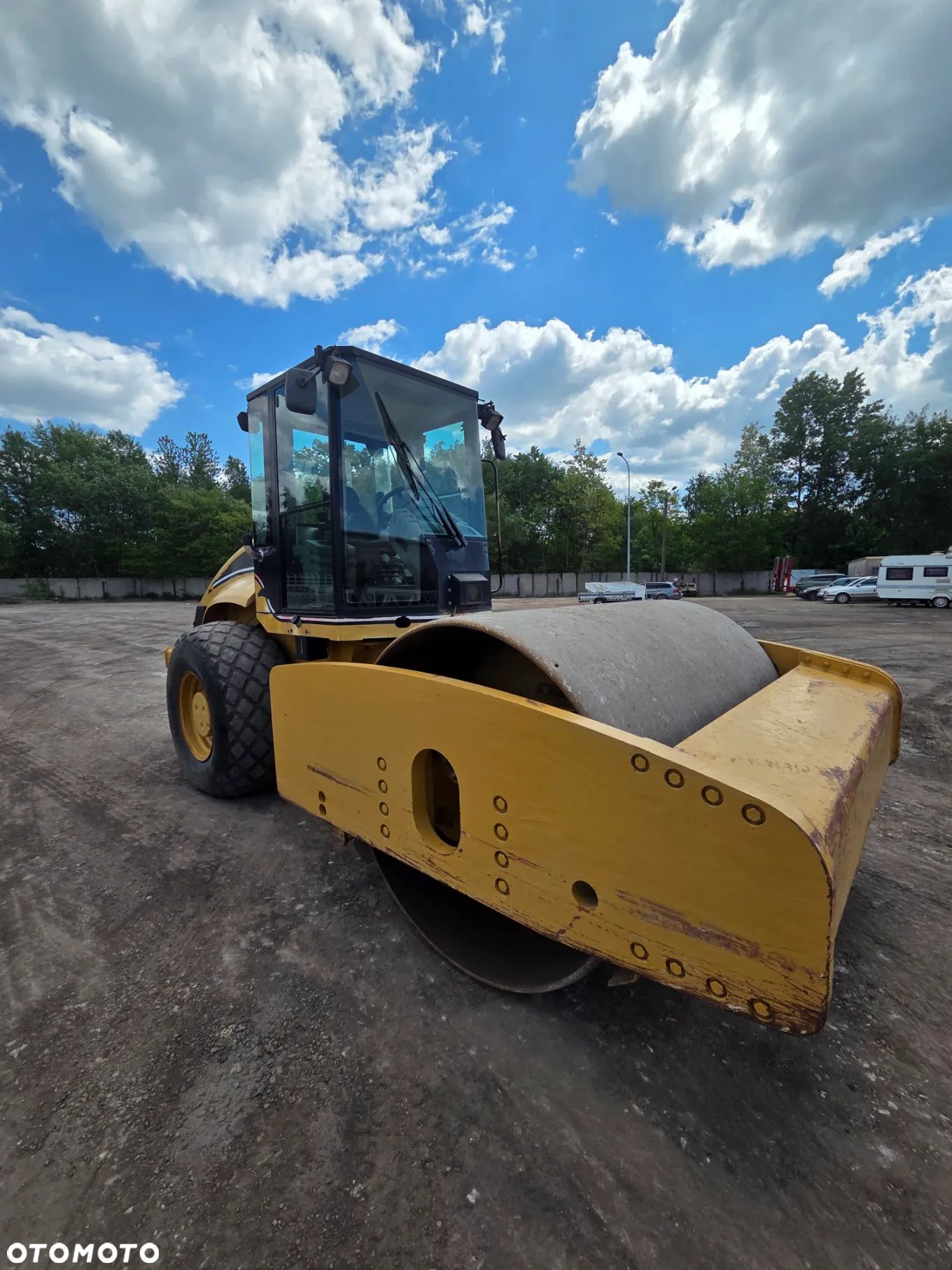 Caterpillar CAT 663 E - 1