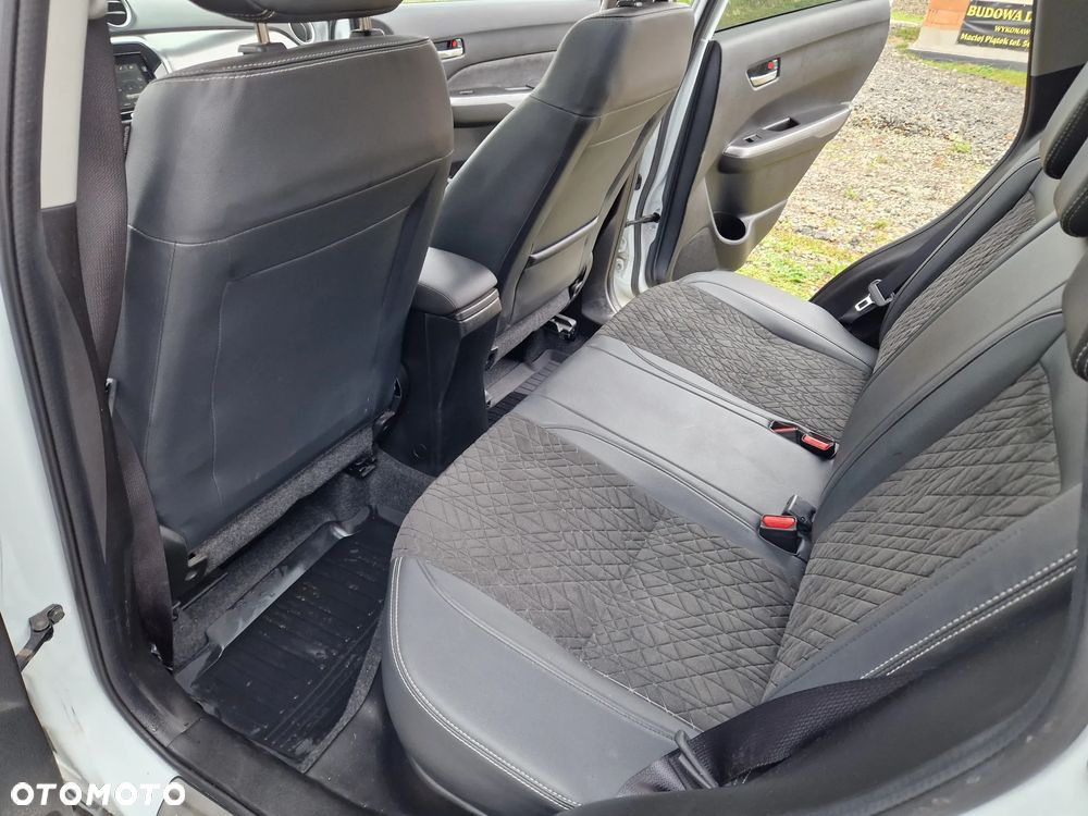 Suzuki Vitara 1.4 Boosterjet SHVS Elegance Sun 4WD - 28