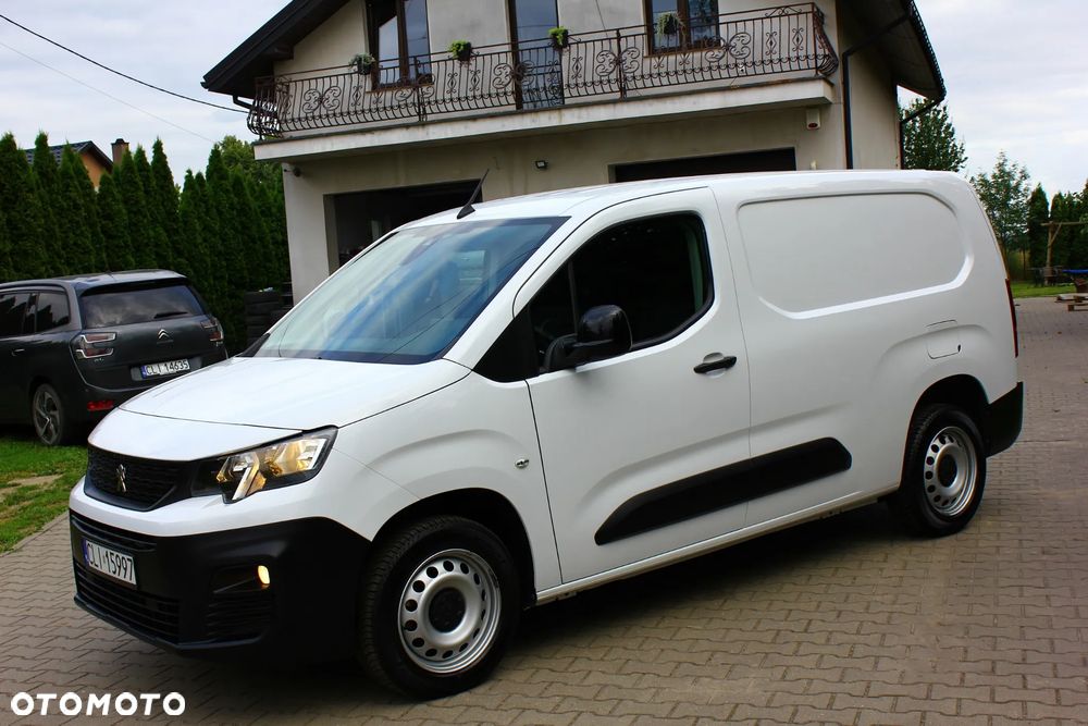 Peugeot PARTNER 1.5HDI 130KM AUTOMAT 8 BIEGÓW LONG DŁUGI 3 OSOBOWY PERFEKT AUTO NAVIGACJA KAMERY,ASYSTENTY,VF23% - 14