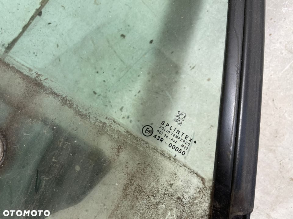 PEUGEOT 307 CC SZYBA PRAWA LEWA TYLNA TYŁ 43R00050 - 3