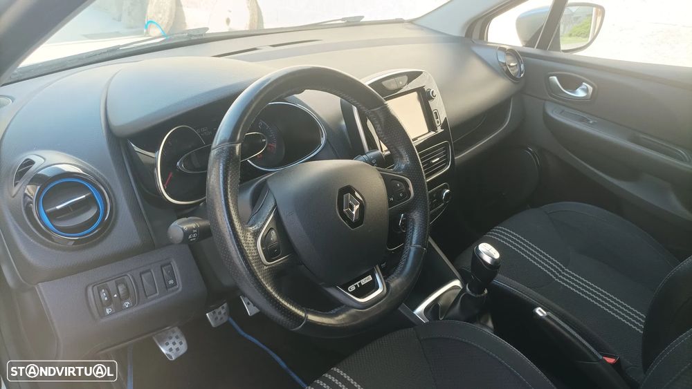 Renault Clio Sport Tourer 1.5 dCi GT Line - 9