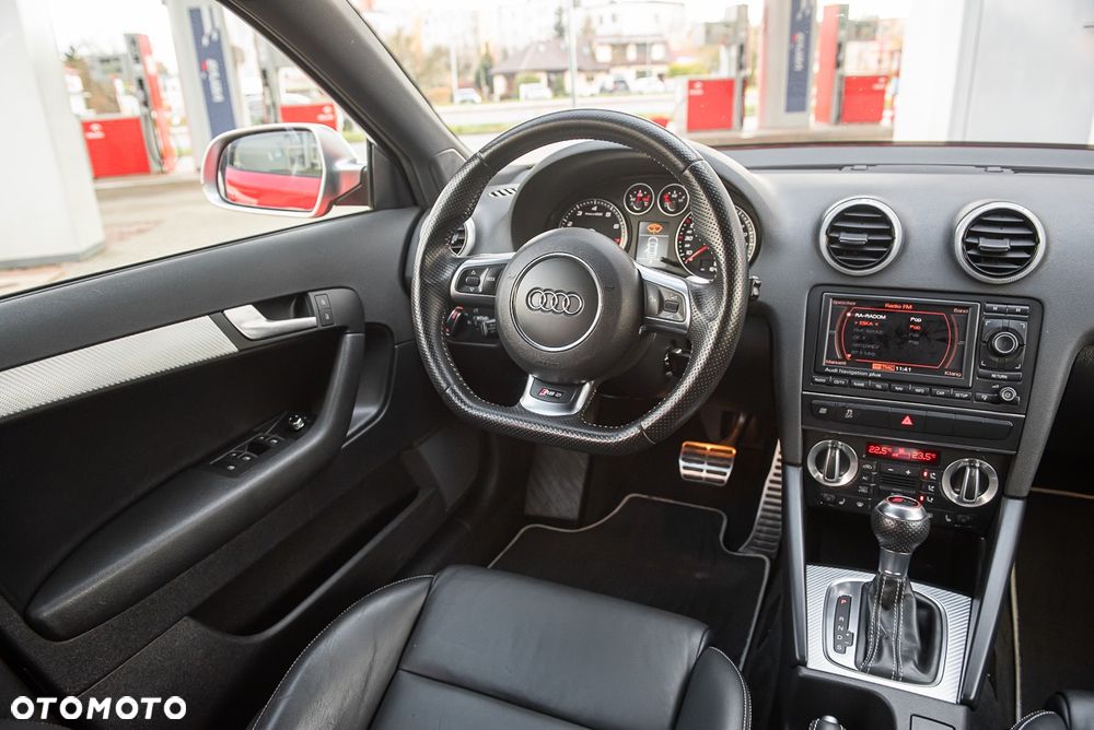 Audi RS3 Sportback S tronic - 23