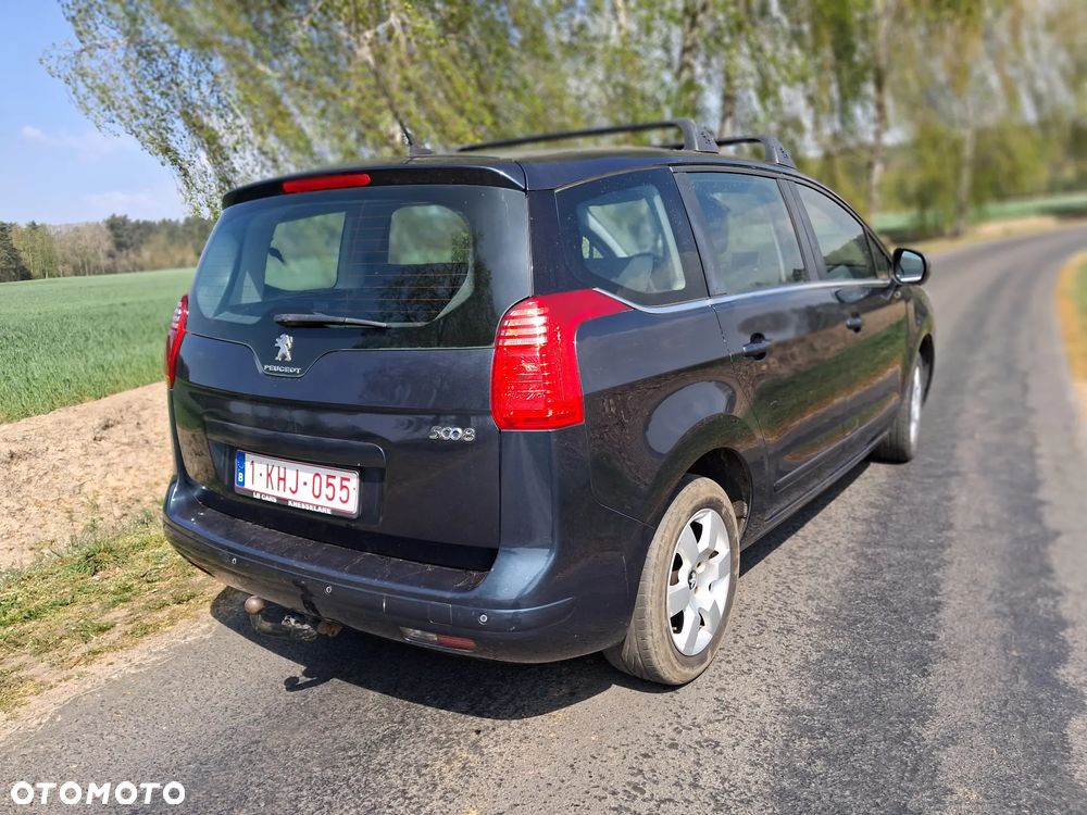 Peugeot 5008 HDI 115 Access - 16