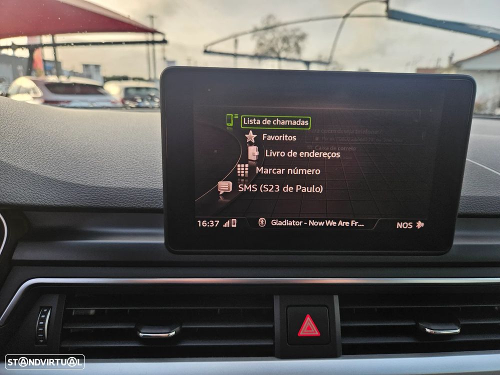 Audi A4 Avant 2.0 TDI Design S tronic - 32