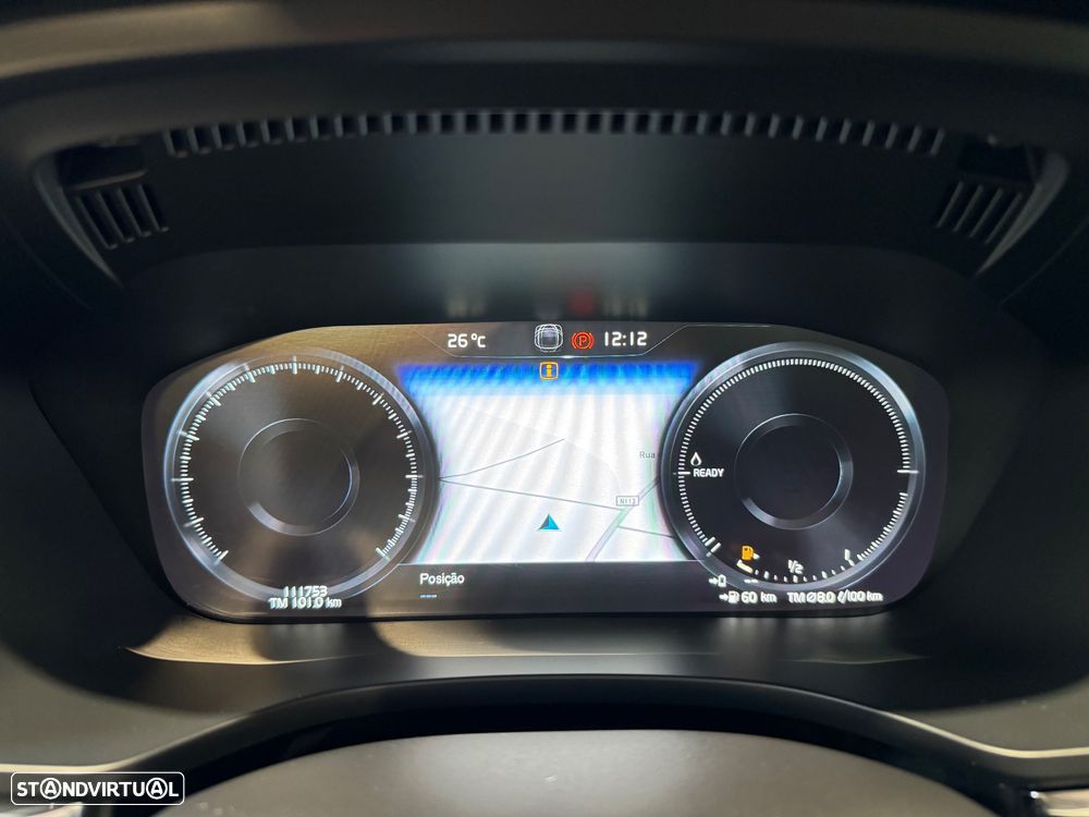 Volvo XC 60 2.0 T6 PHEV R-Design AWD - 38
