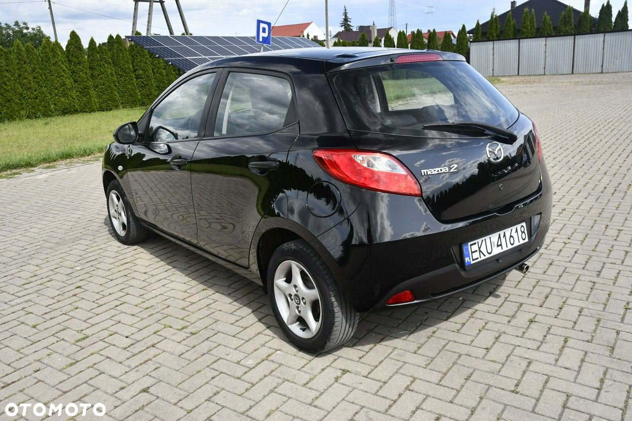 Mazda 2 - 11