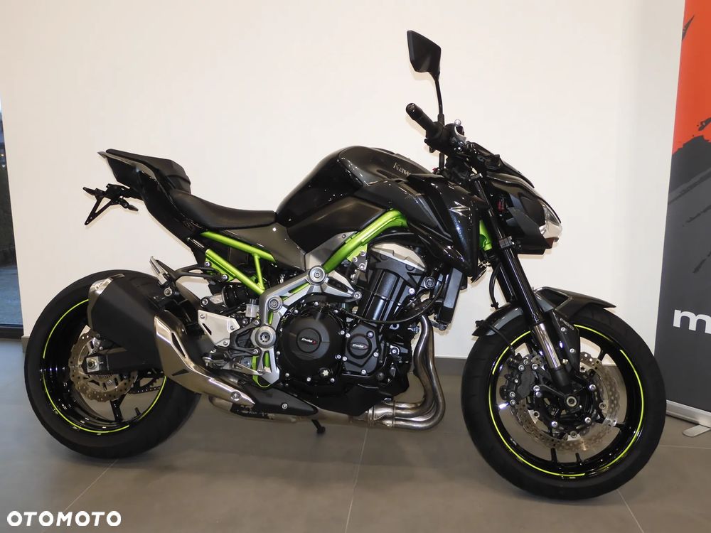 Kawasaki Z 900 - 6