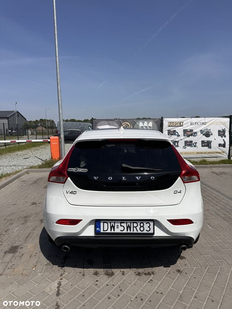 Volvo V40 D4 Summum - 5