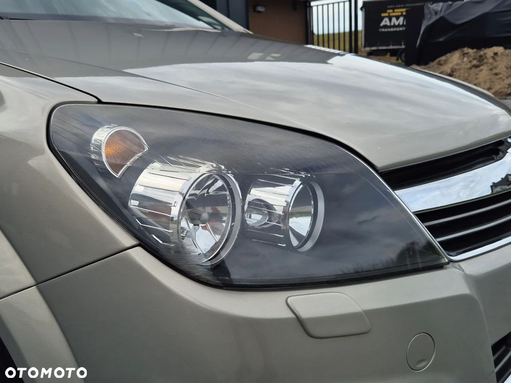 Opel Astra 1.4 Cosmo - 18